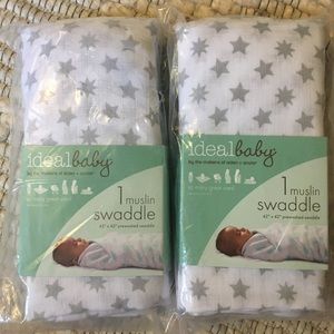 2 new muslin swaddle blankets
